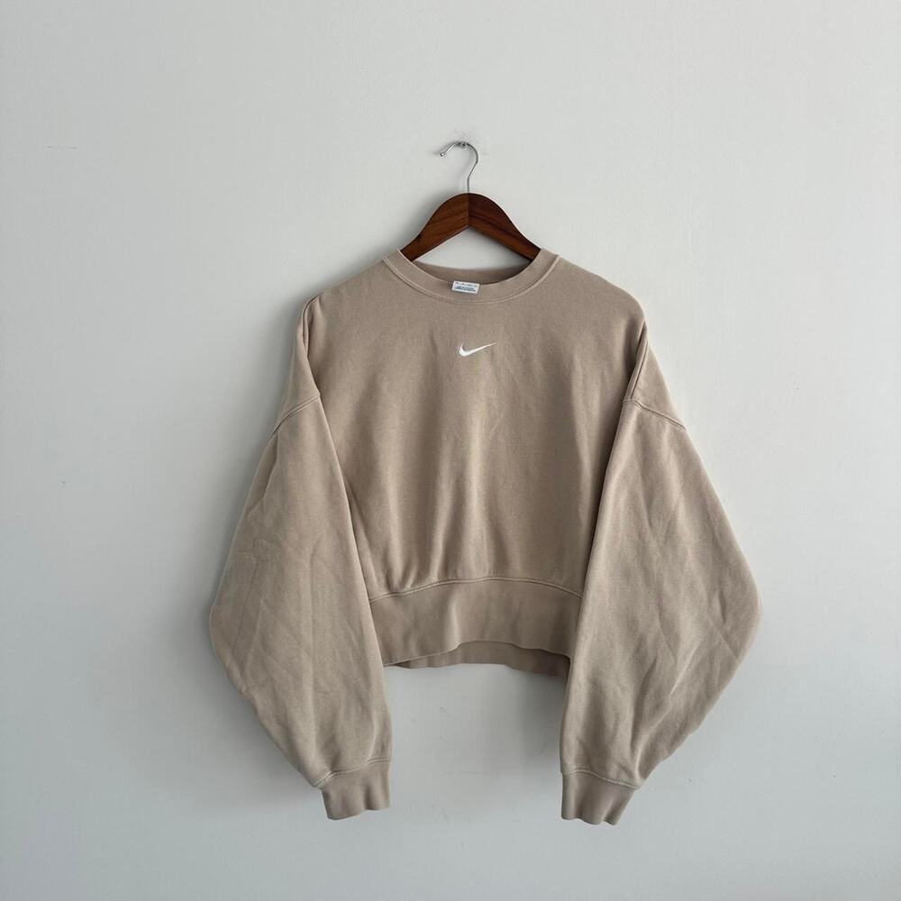 Women’s Nike cropped crewneck sweatshirt